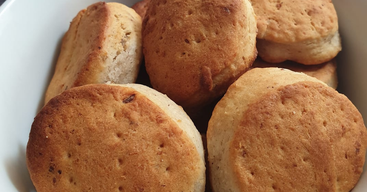 Read more about the article Biscuiti cu Unt