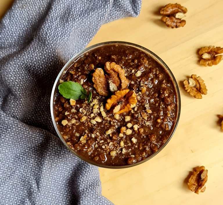 Read more about the article Arpacaș cremos cu nuci și carob – Desert delicios făcut acasă