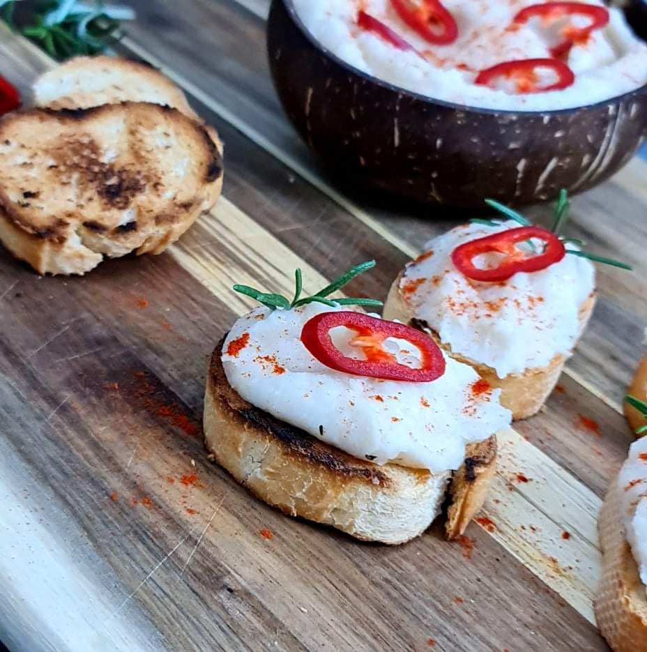 Fasole bătută sau cremă fină de fasole