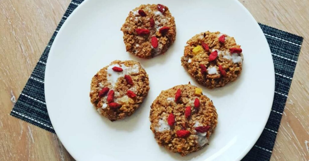 Read more about the article Biscuiți cu mango și fulgi de ovăz