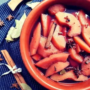 Read more about the article Gutui poșate în vin Marsala