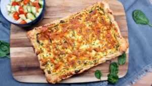 Read more about the article Tartă grecească Spanakopita