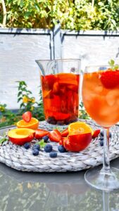 Read more about the article Rosé Sangria