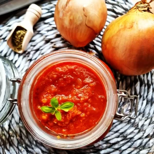 Read more about the article Sos de ceapă cu oregano