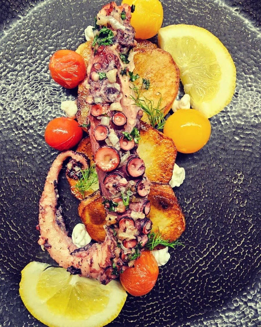 Read more about the article Caracatiță la grill