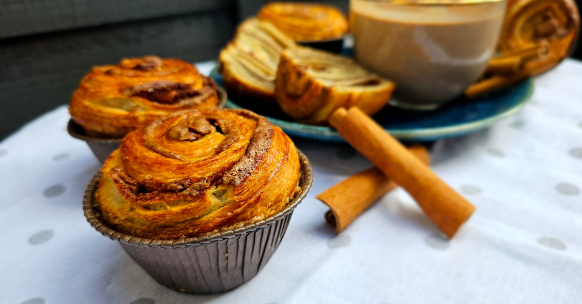You are currently viewing Cruffins cu Scorțișoară